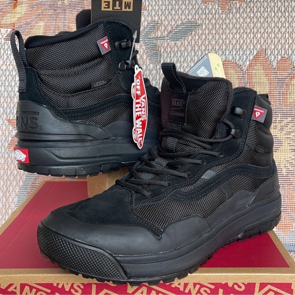 Vans WMNS Ultrarange Exo
Black/Black
Sneakers MTE Boots VN0A4BVSBKA - Picture 6 of 16